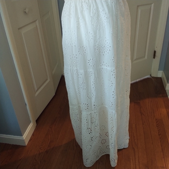 Michael Michael Kors White Eyelet Tiered Maxi Dress OX - Picture 8 of 15